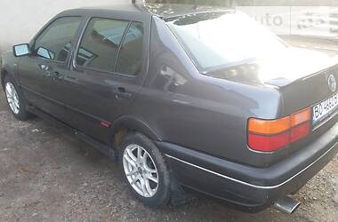 Volkswagen Vento  1992