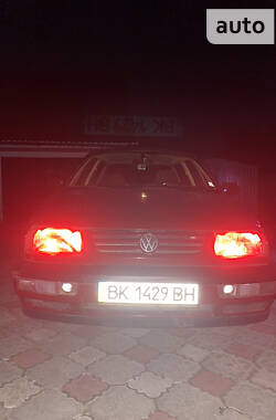 Volkswagen Vento  1997