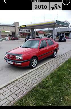 Volkswagen Vento  1993