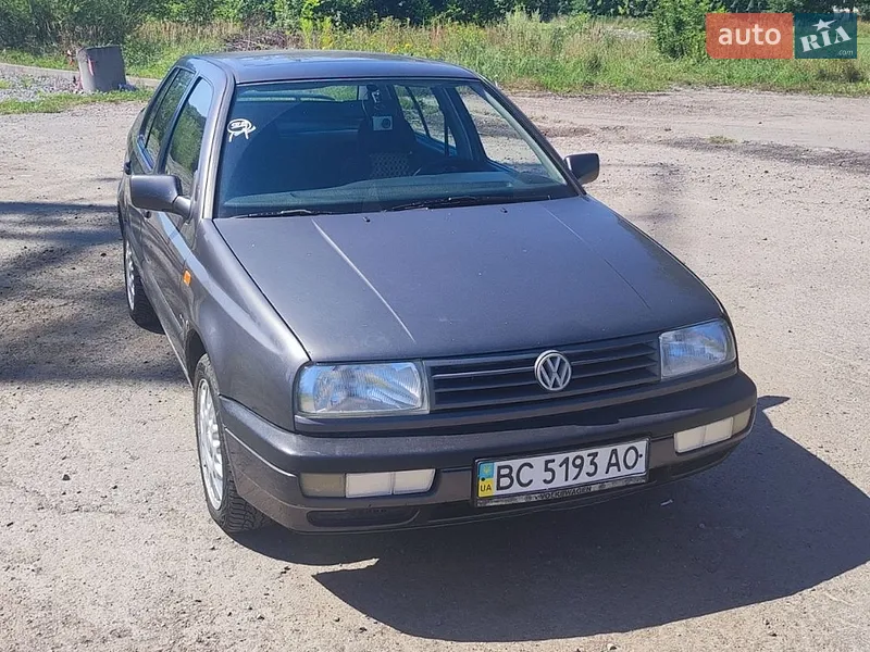 Volkswagen Vento 1993