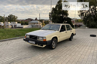 Volvo 740  1986