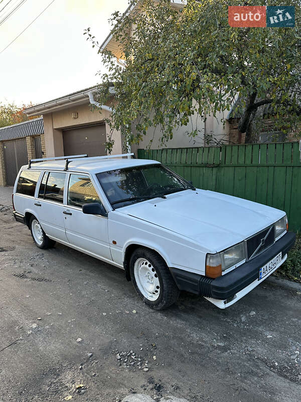 Универсал Volvo 740