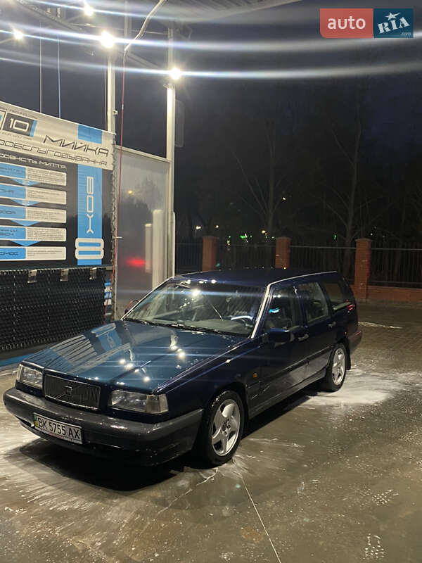Універсал Volvo 850