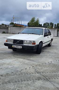 Volvo 940  1993