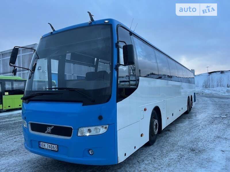 Туристический / Междугородний автобус Volvo 9700