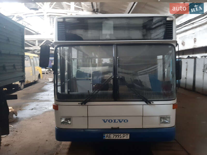 Volvo B10B