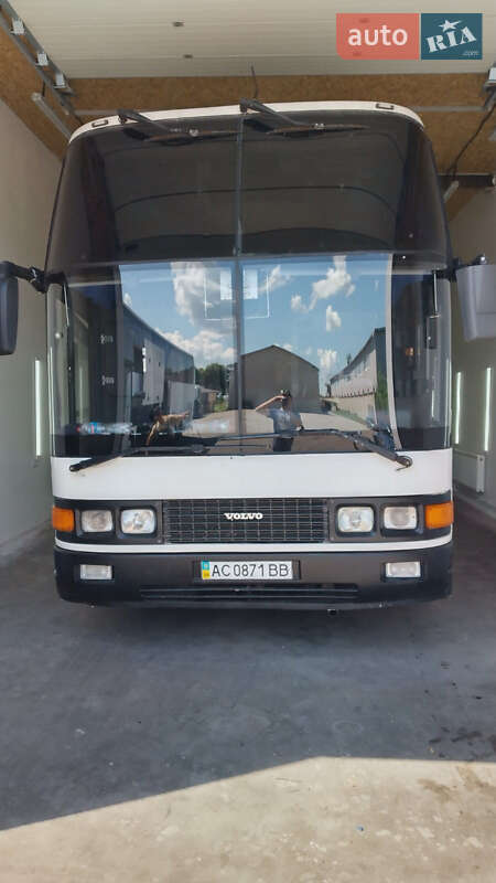 Volvo B10B