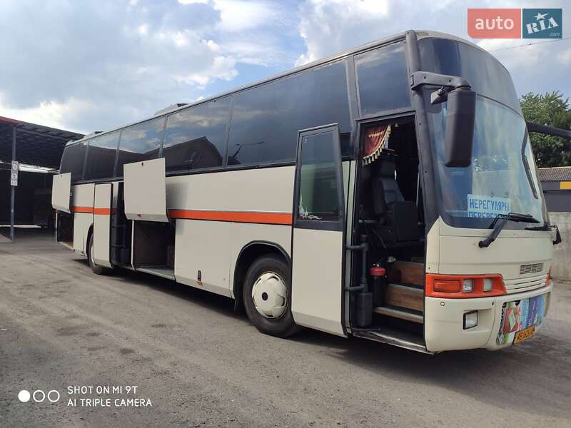 Туристический / Междугородний автобус Volvo B10R