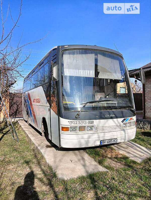 Туристический / Междугородний автобус Volvo B8R