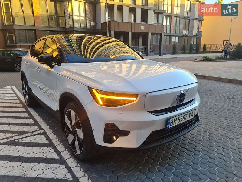 Внедорожник / Кроссовер Volvo C40 Recharge
