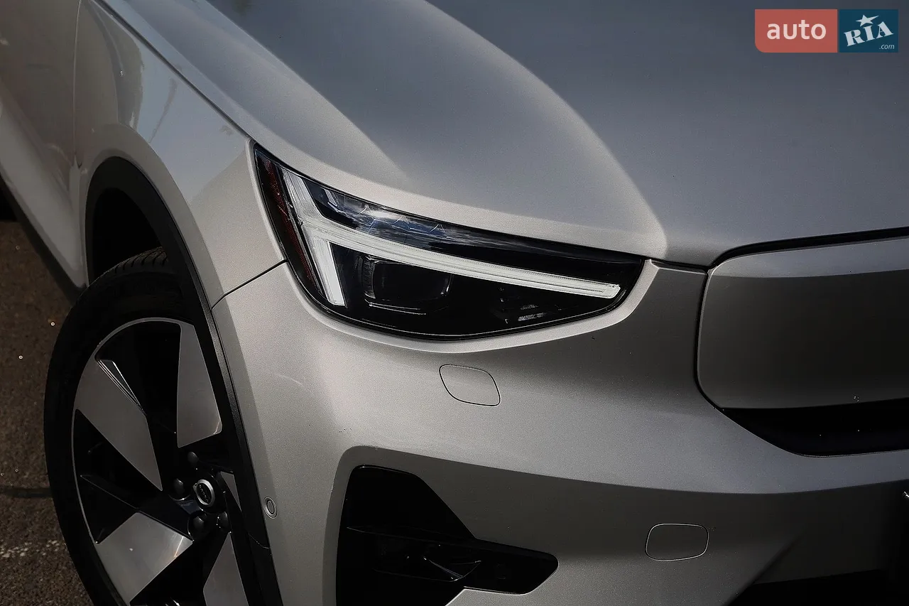 2022 Volvo C40 - мініатюра 4
