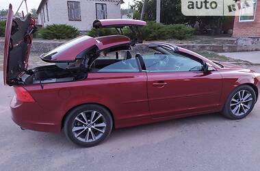 Volvo C70  2010