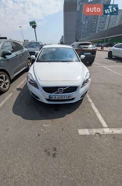Volvo C70  2010