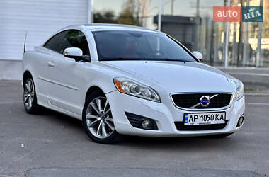 Volvo C70  2010