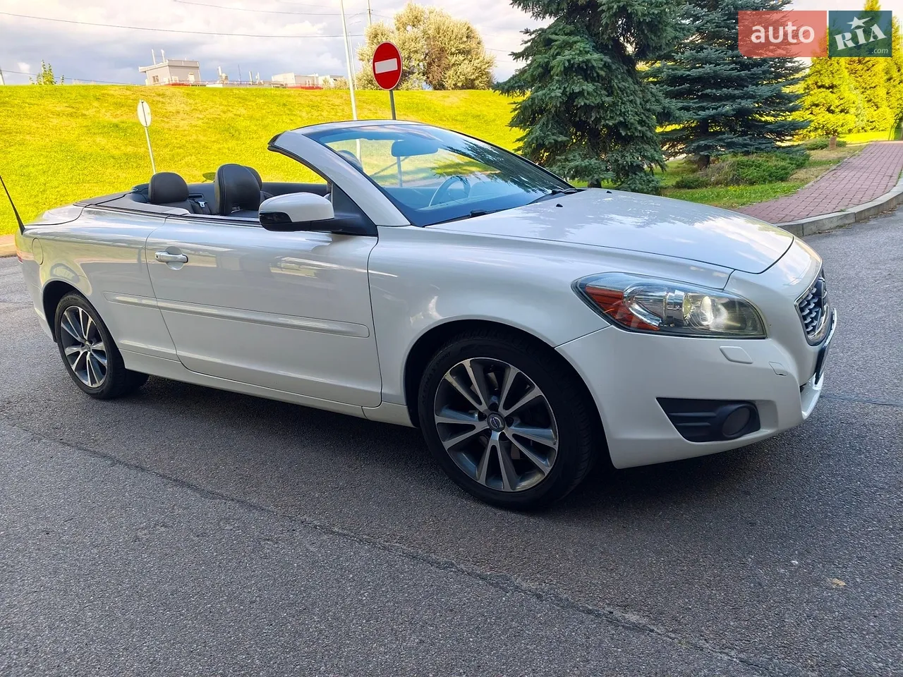 2010 Volvo C70 - мініатюра 3