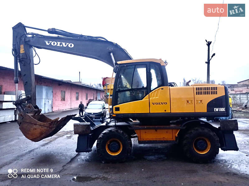 Volvo EC 180B LC