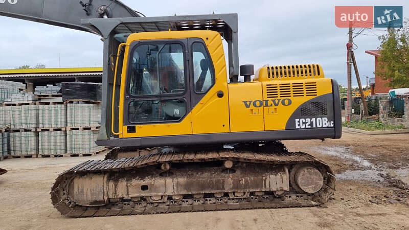 Volvo EC 210