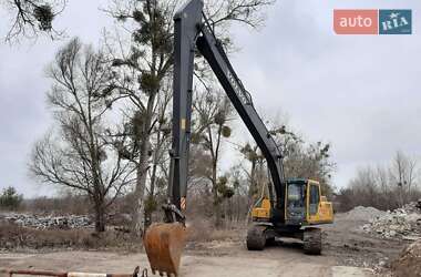 Volvo EC 210B LC  2002