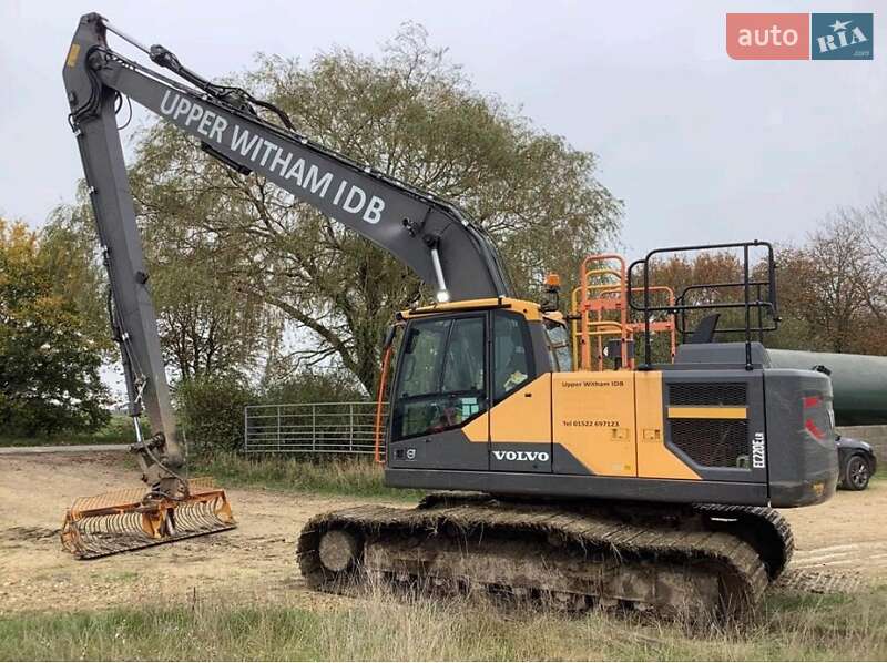 Volvo EC 220D