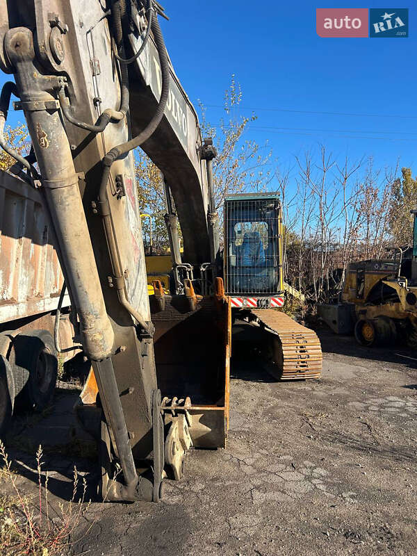Спецтехніка Volvo EC 240 BNLC