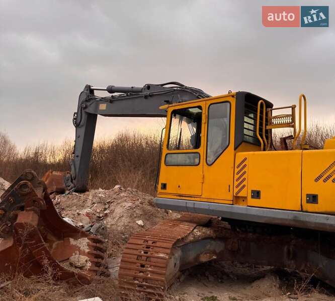 Спецтехника Volvo EC 240CL