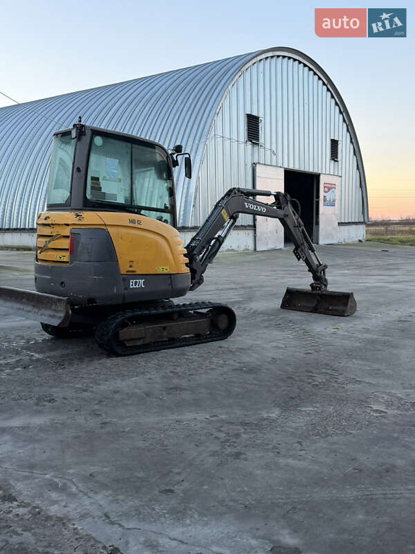 Volvo EC 27C
