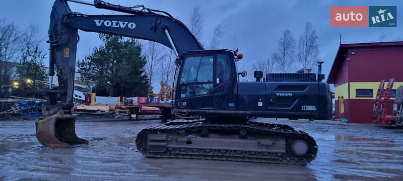 Гусеничний екскаватор Volvo EC 300DL