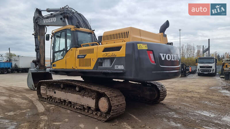 Спецтехніка Volvo EC 380DL