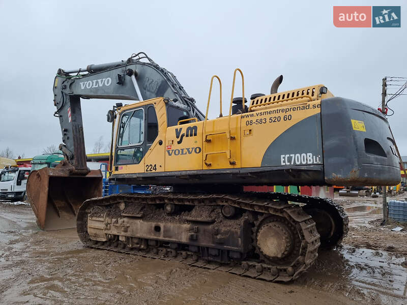 Гусеничний екскаватор Volvo EC 750D