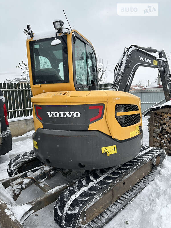 Спецтехніка Volvo ECR 58D