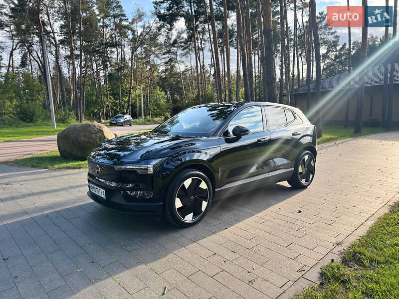 Volvo EX30