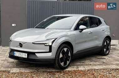 Volvo EX30  2024
