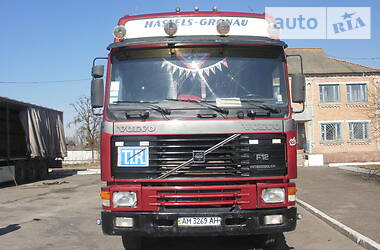 Volvo F12  1992