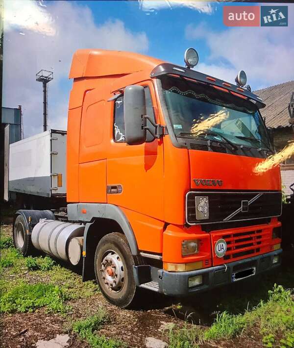 Volvo F12