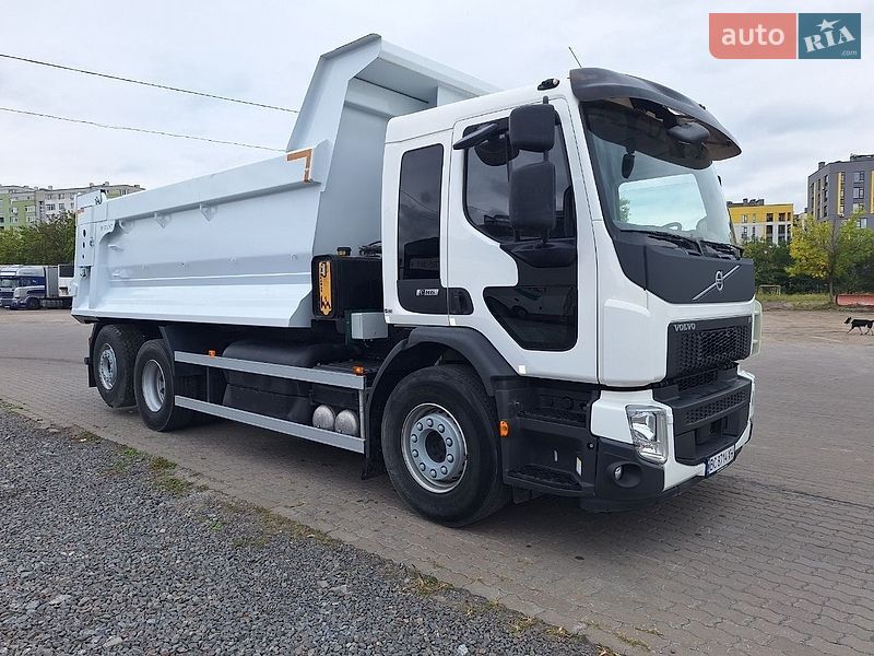 Самоскид Volvo FE