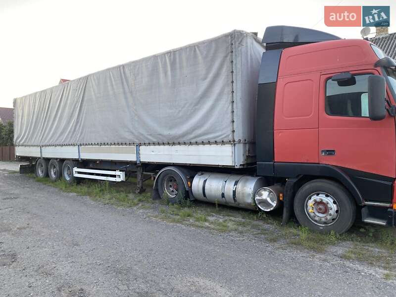 Тентований Volvo FH 12