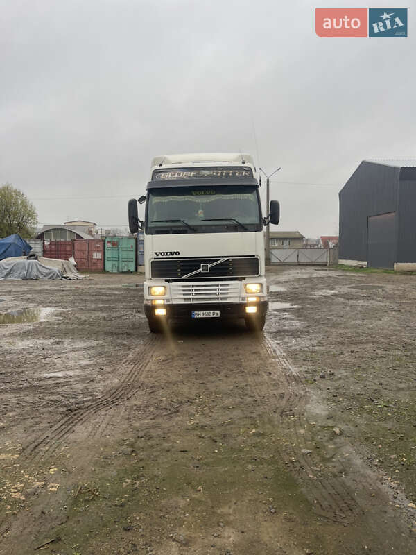 Зерновоз Volvo FH 12