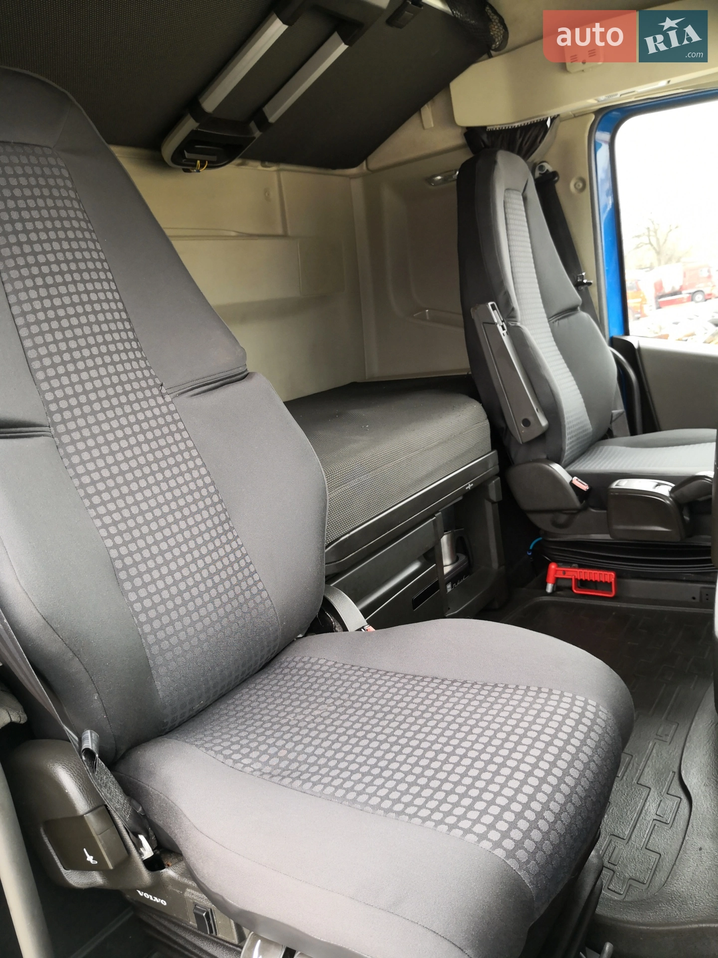 Volvo FH 13 2018 VIN YV2RT40A2JA825800 фото оголошення 18 з 30