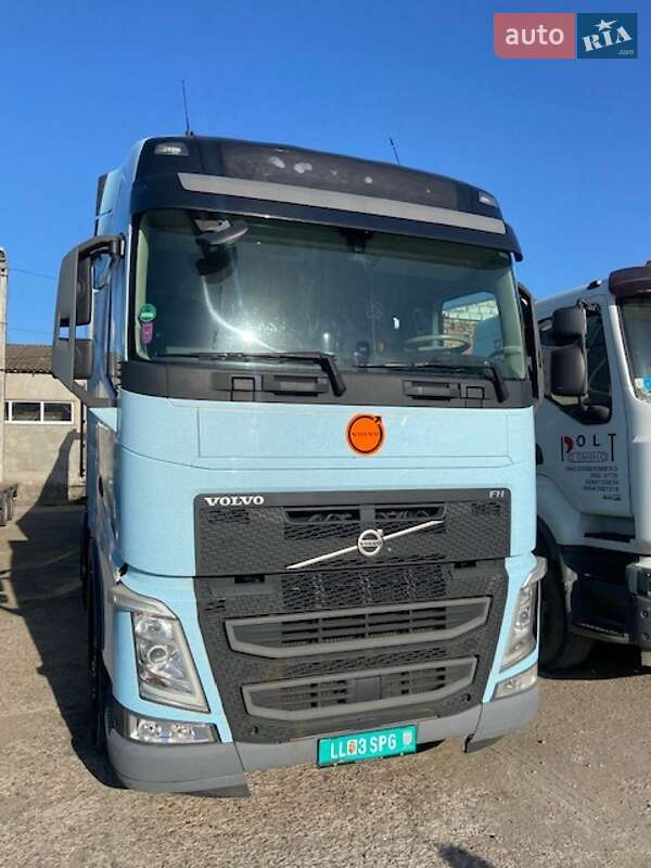 Тягач Volvo FH 13