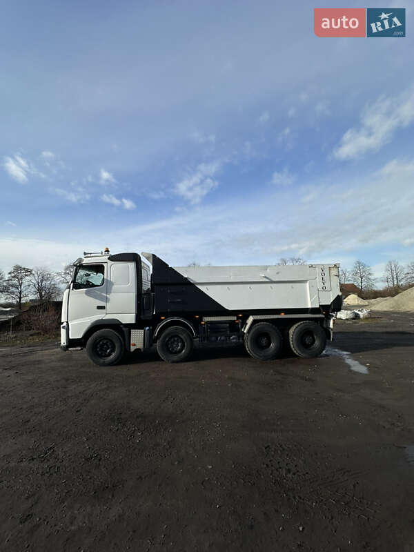 Самоскид Volvo FH 13