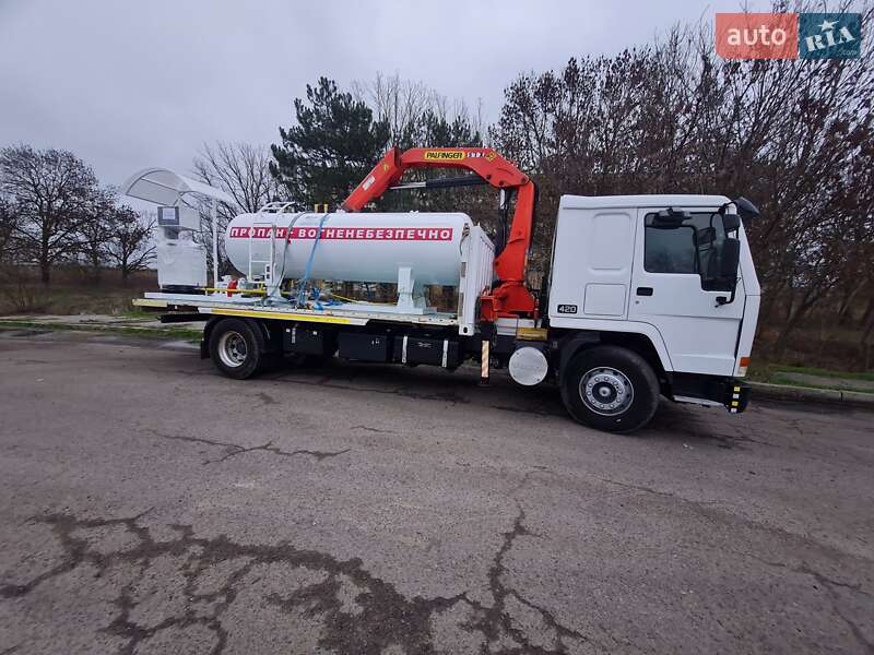 Спецтехника Volvo FL 12