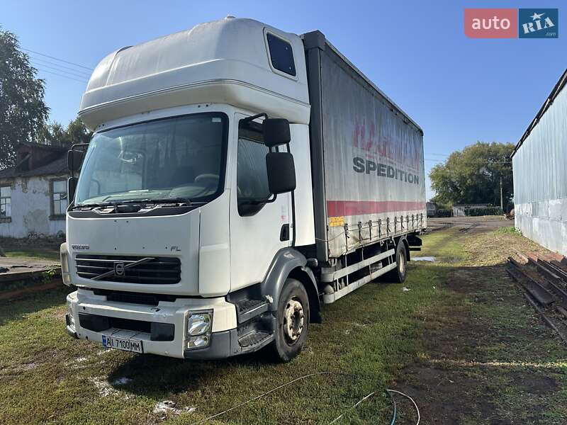 Тентований Volvo FL 7