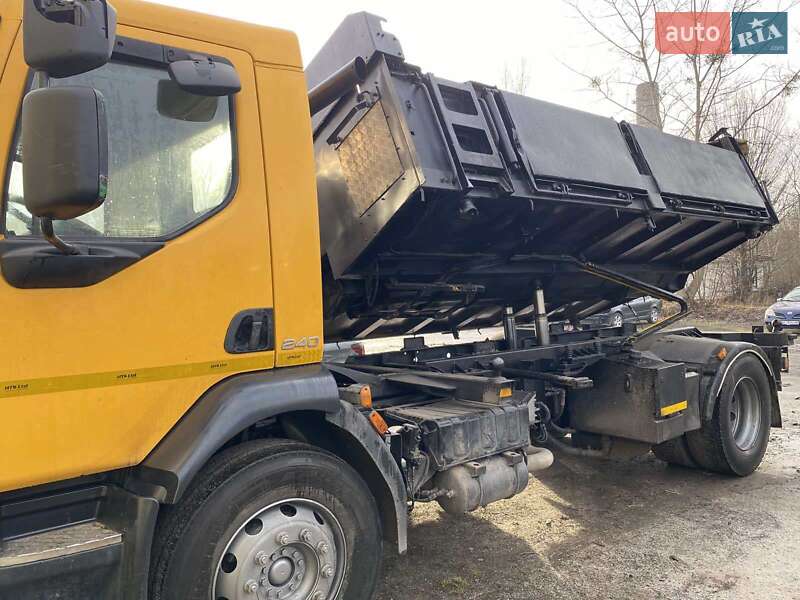 Самосвал Volvo FL 7