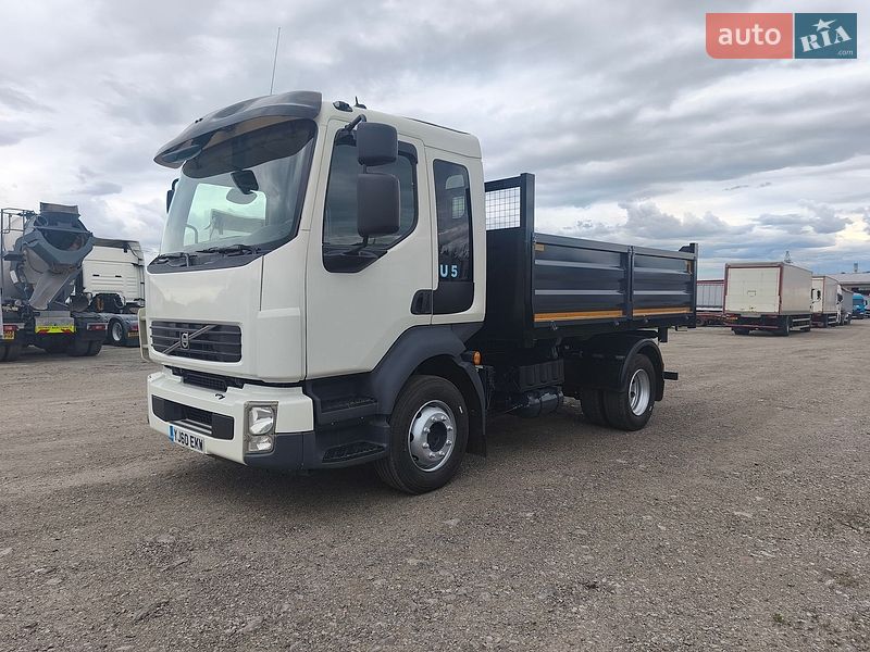 Самосвал Volvo FL 7