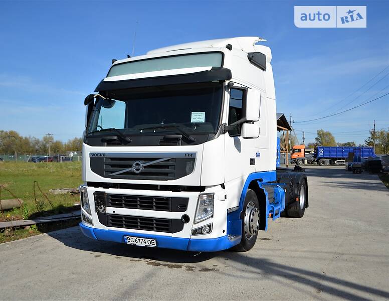 Вантажівки Volvo FM 11