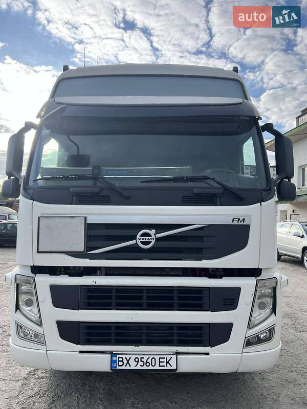 Тягач Volvo FM 11
