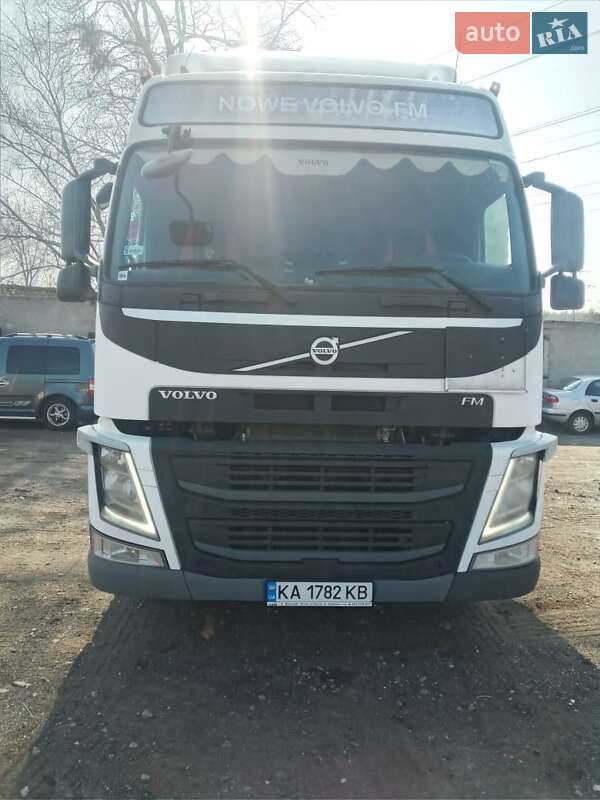 Бензовоз Volvo FM 11