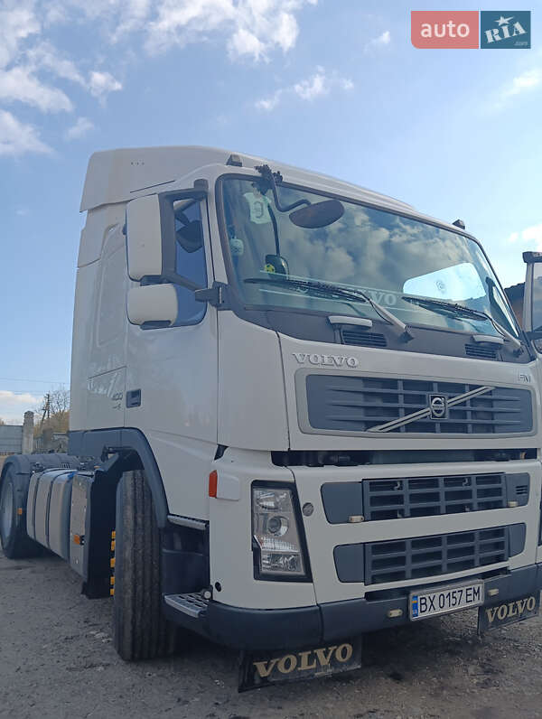 Тягач Volvo FM 13