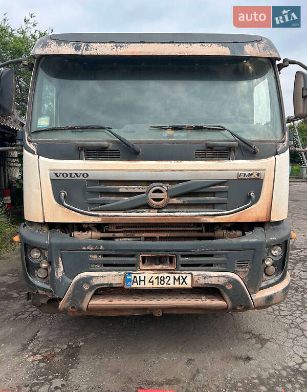 Самоскид Volvo FM 13