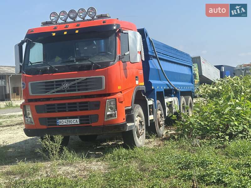 Самосвал Volvo FM 13